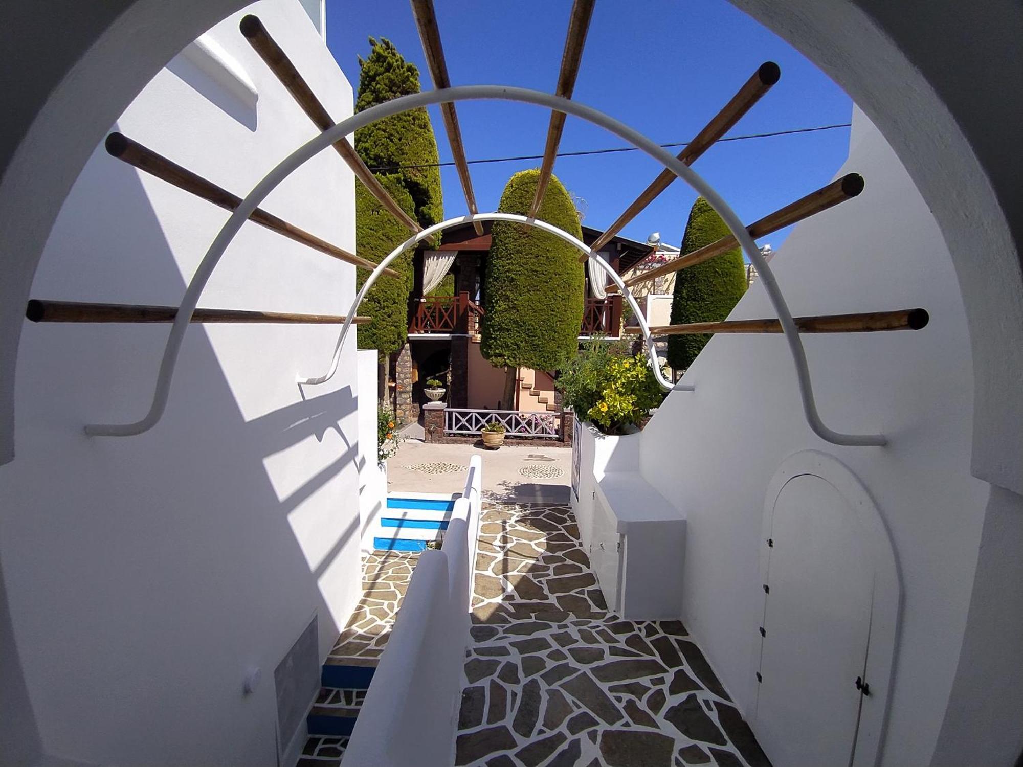 Chariot Apartments Santorini Камари Номер фото