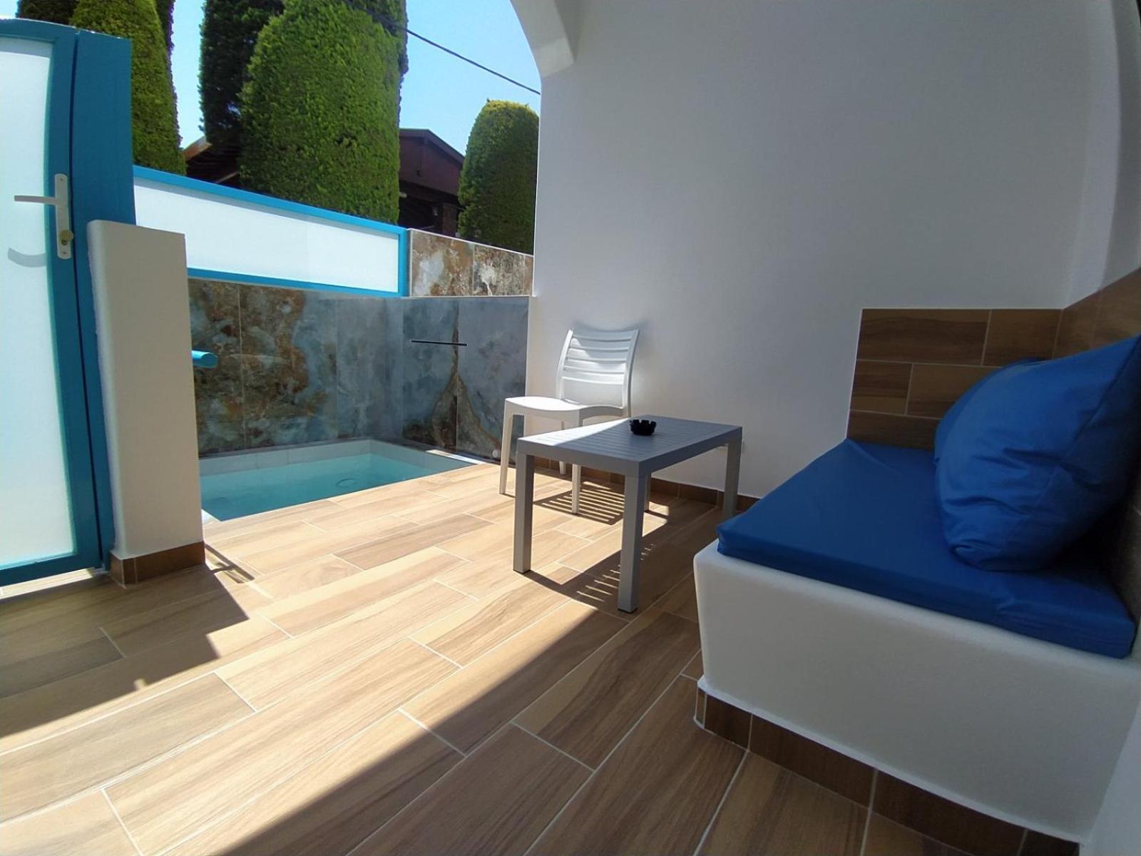Chariot Apartments Santorini Камари Экстерьер фото